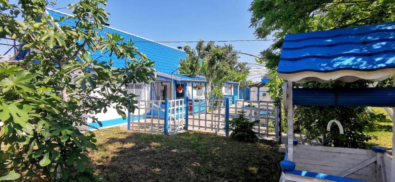 Sailors Guest House 주릴로브카 외부 사진