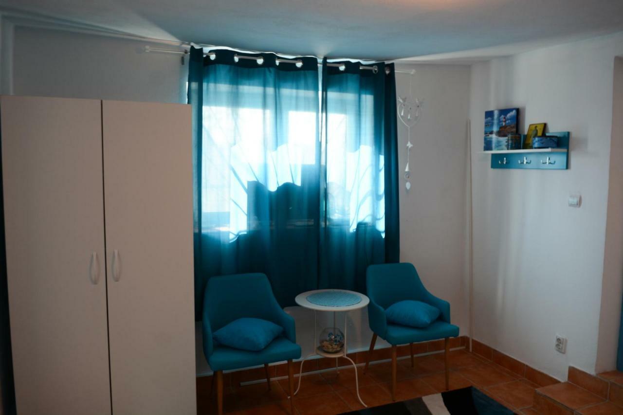 Sailors Guest House 주릴로브카 외부 사진